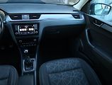 Škoda Rapid (2018) Spaceback 1.4 TDI, Xenony - náhled 8