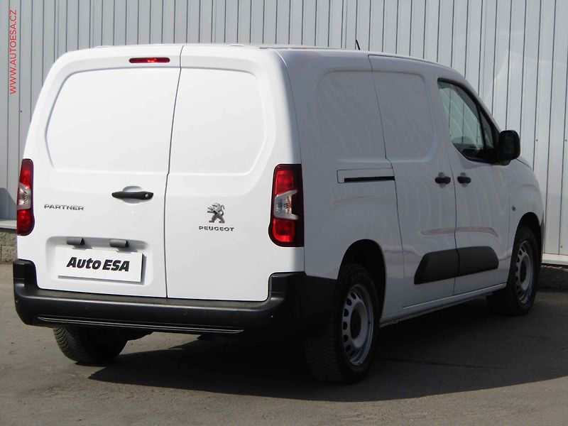 Peugeot Partner (2021) 1.5HDi MAXi DÍLNA, AC, 96kW - fotka 4 z 20