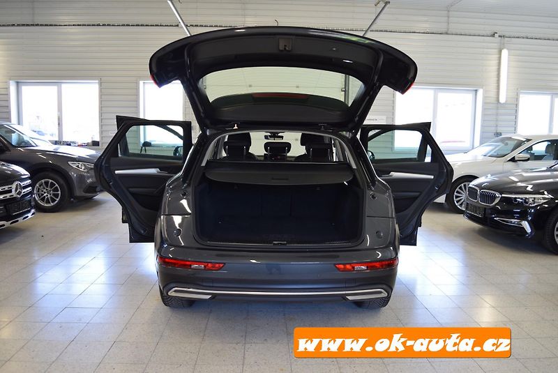 Audi Q5 2.0 35 TDI BUSINESS LED 2022 - fotka 17 z 58
