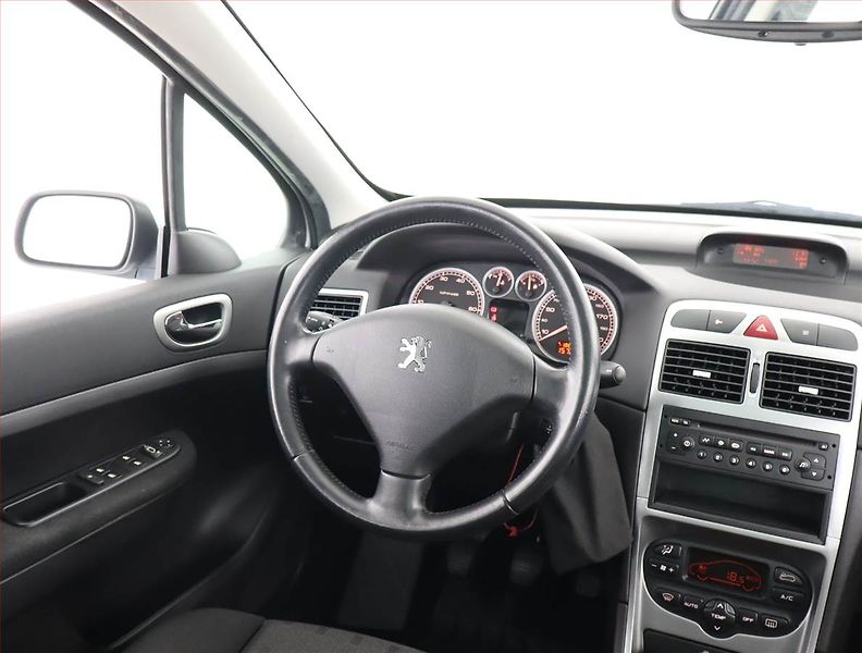 Peugeot 307 (2004) 2.0 16V, nová STK, Klima - fotka 7 z 18