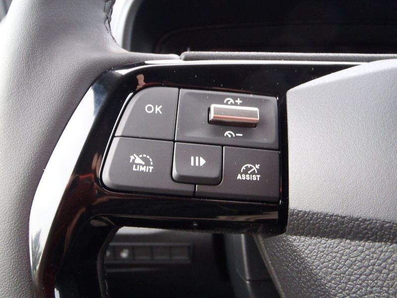 Opel Combo Life Elegance Plus 1.5 CDTI - fotka 16 z 29