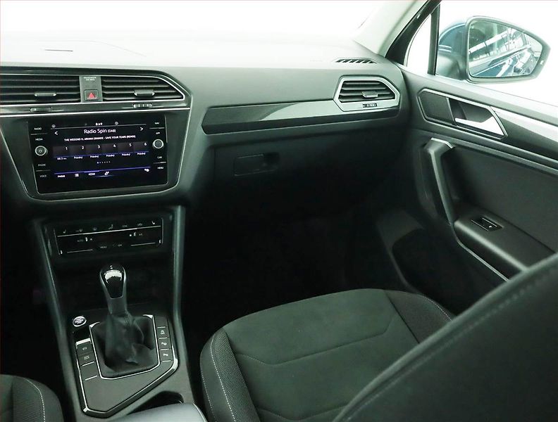 Volkswagen Tiguan (2022) Elegance 2.0 TDI - fotka 8 z 14