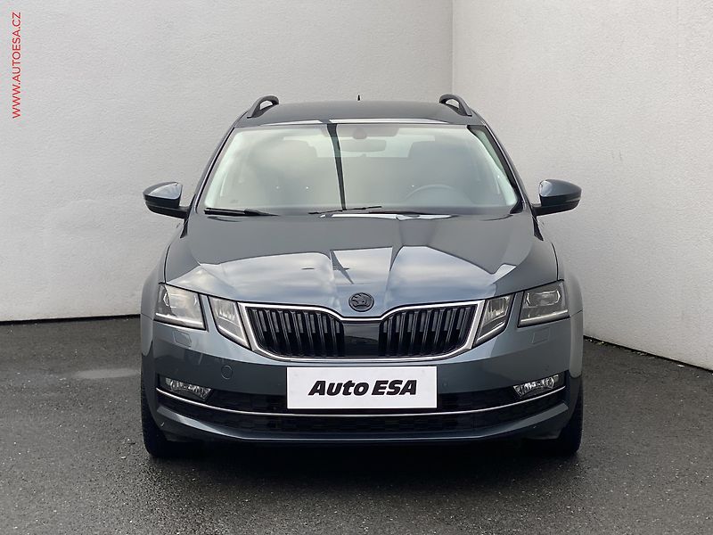 Škoda Octavia (2018) 2.0 TDi 4x4, 1.maj,ČR, Style - fotka 2 z 19