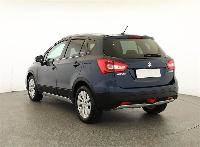 Suzuki SX4 S-Cross (2018) Elegance 1.0 BoosterJet - fotka 4 z 20