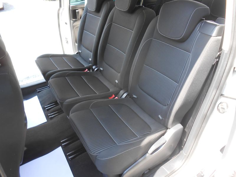 Seat Alhambra 7míst,xenon,panorama. - fotka 15 z 28
