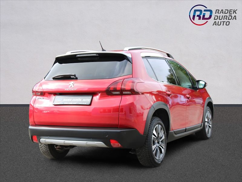 Peugeot 2008 1,2 T  AUTOMAT,ALLURE,WEBASTO - fotka 5 z 34