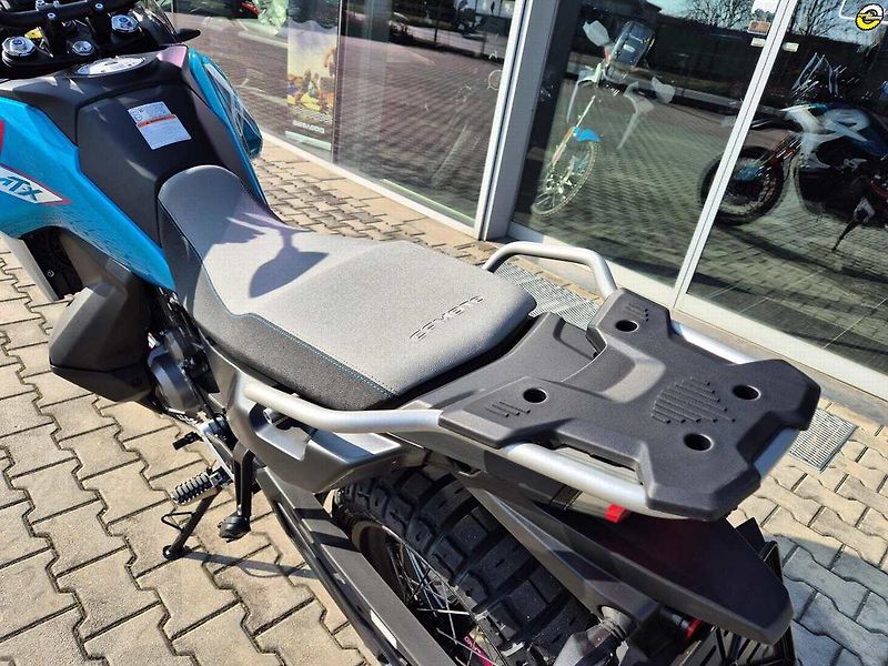 CFMOTO 800 MT (2026) X - fotka 14 z 20