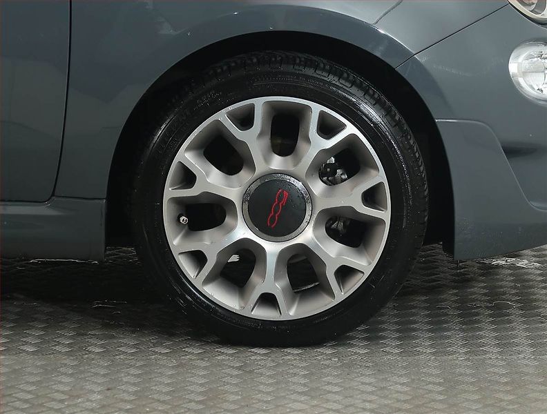 Fiat 500 (2022) 1.0 mild-hybrid, ČR,1.maj - fotka 14 z 16