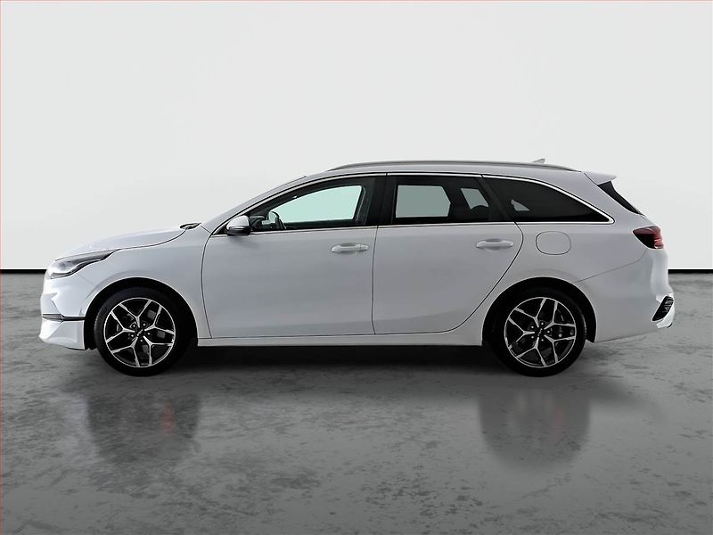 Kia Ceed (2023) Top 1.5 T-GDI - fotka 3 z 17