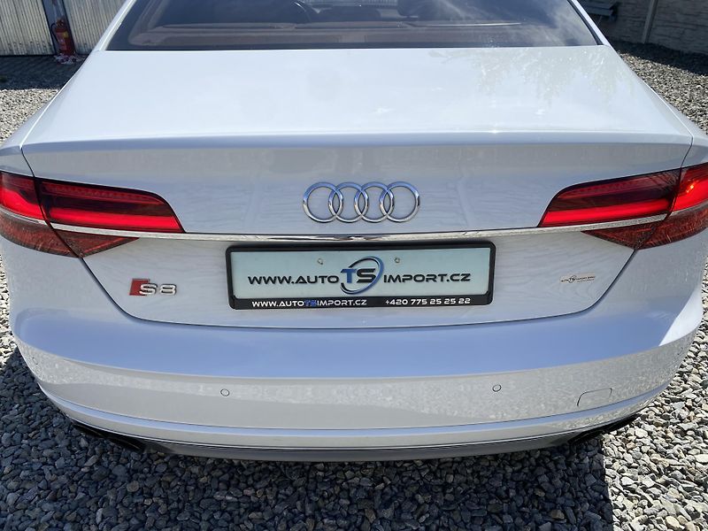 Audi A8 S8 4.0i V8 520PS CZ DPH EXTRA! - fotka 42 z 176