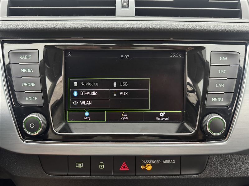 Škoda Fabia 1,2 81kW LED AC NAVI SENZORY - fotka 17 z 35