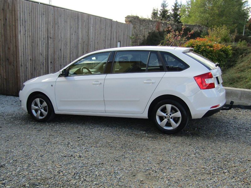 Škoda Rapid (2015) 1.2 TSI 77kW  TOP QUALITY - fotka 4 z 37