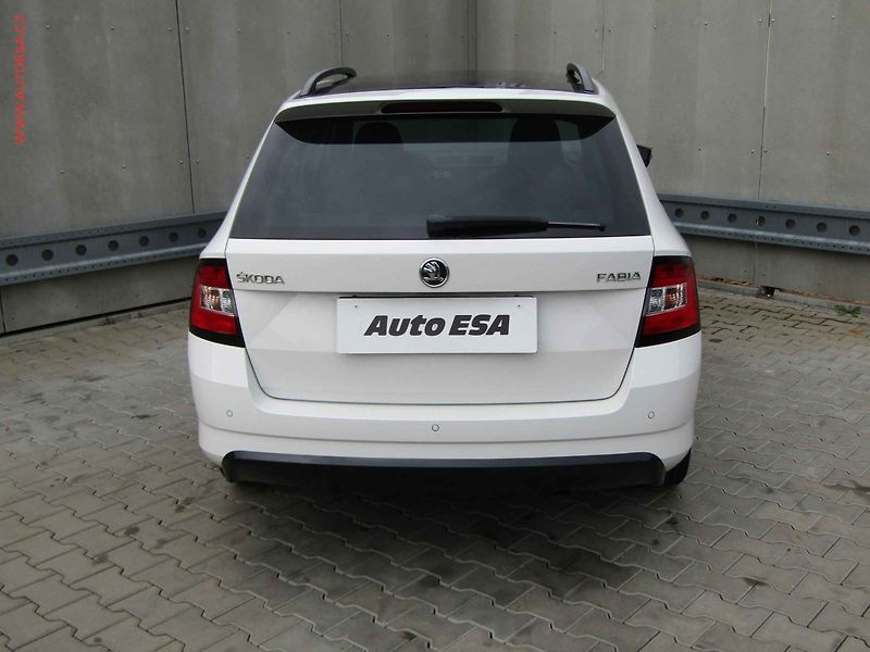Škoda Fabia (2017) 1.2 TSi, ČR, Monte Carlo - fotka 5 z 16