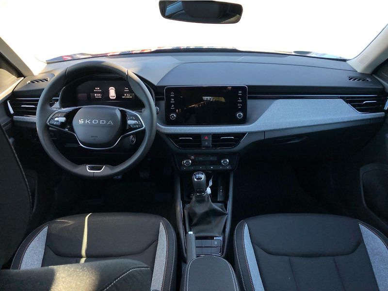 Škoda Kamiq 1,0 TSI - fotka 5 z 28