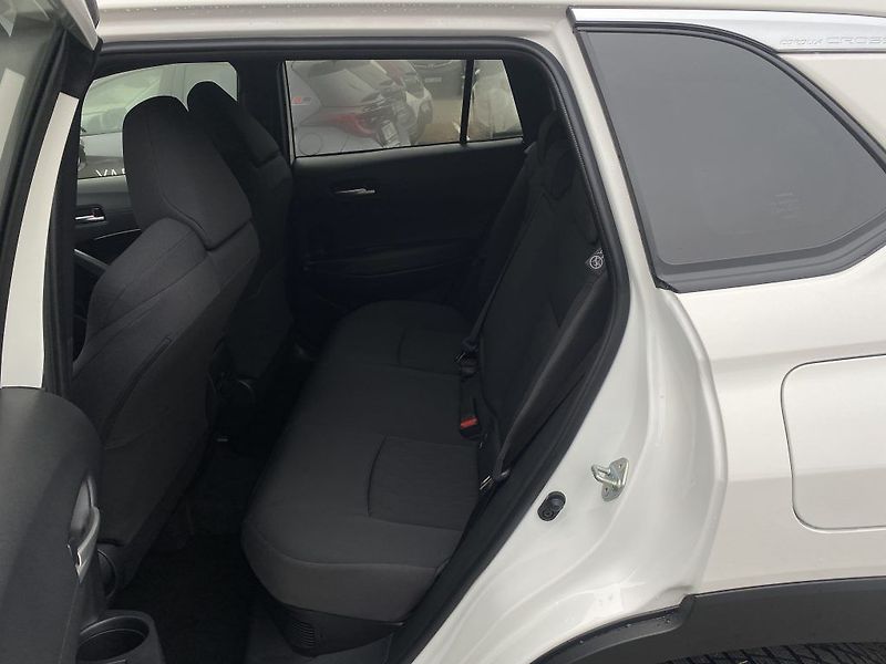Toyota Corolla Cross 1.8 Hybrid MC25 Style - fotka 10 z 24