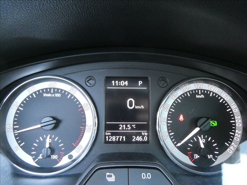 Škoda Rapid 1,4 TSi 90kW 1.majitel, DSG - fotka 35 z 41