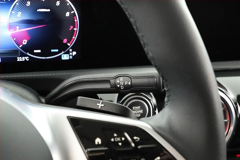 Mercedes-Benz CLA (2025) 200, Progressive - fotka 10 z 27