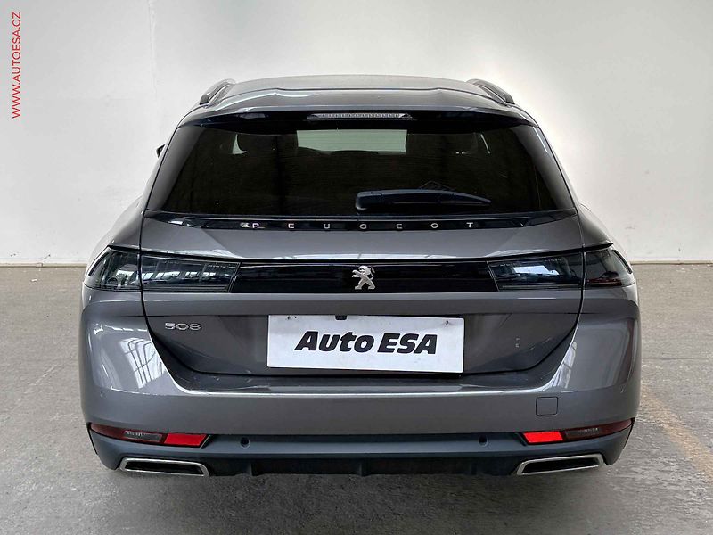 Peugeot 508 (2023) 1.5 HDi, Allure, AT, LED - fotka 5 z 15