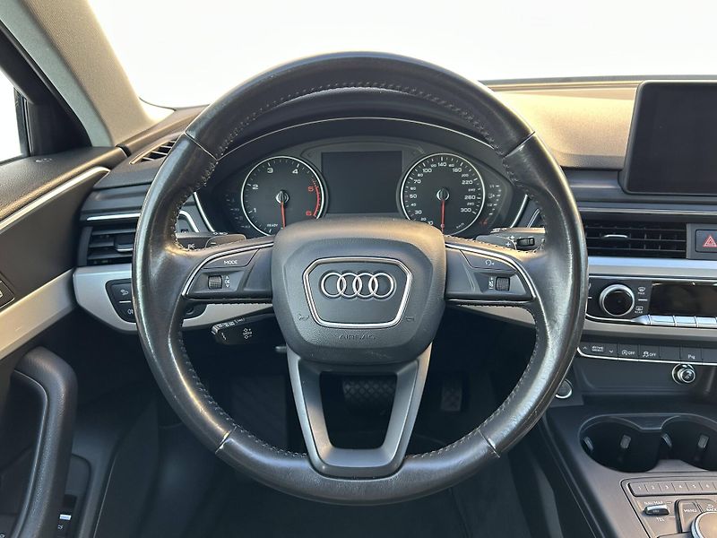 Audi A4 Quattro 2,0TDI - fotka 13 z 24