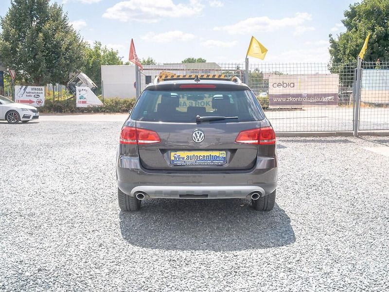 Volkswagen Passat (2013) 2.0TDI 125KW 4x4 – ALLTRACK - fotka 6 z 50