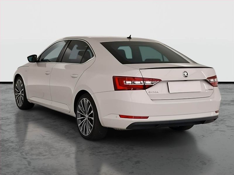 Škoda Superb (2016) Laurin&Klement 2.0 TDI - fotka 4 z 27