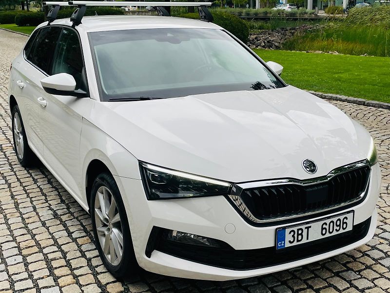 Škoda Scala 1.6TDI AUTOMAT SERVISKA TAŽNÉ - fotka 8 z 46