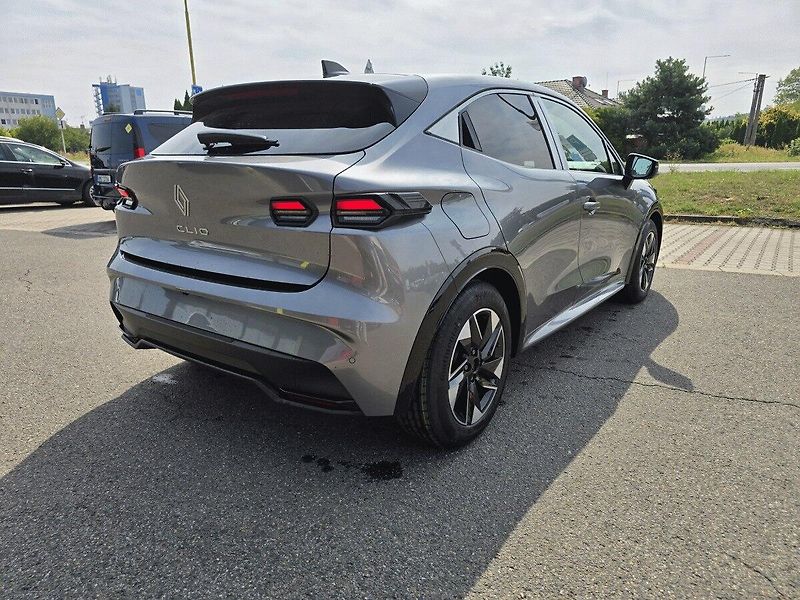 Renault Clio (2026) Techno TCe 115 - pobočka Šenov - fotka 3 z 8