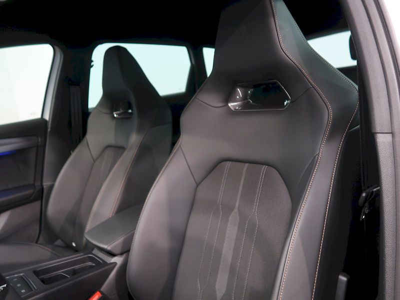 Cupra Leon (2024) VZ 2.0TSI 228KW 4x4 - fotka 14 z 42