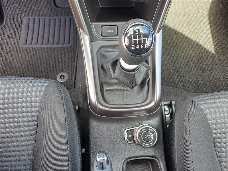 Suzuki S-Cross (2026) 1,4 Premium AllGrip MY25 - fotka 11 z 20