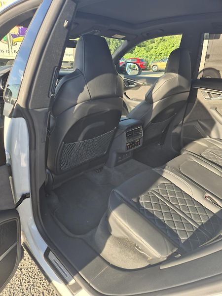 Audi SQ8 (2020) Stav perfektní - fotka 7 z 16
