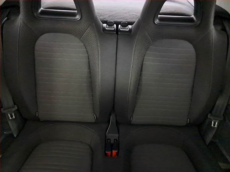 Volkswagen Scirocco (2010) Sport 1.4 TSI, Park. senzory - fotka 10 z 14