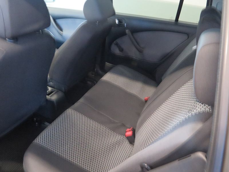 Škoda Octavia (2009) 1.9TDI 74kW,tažné,klima - fotka 13 z 17