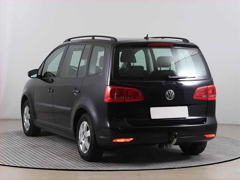 Volkswagen Touran (2012) 1.6 TDI, Serv.kniha, Tempomat - fotka 4 z 15