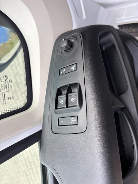Toyota ProAce EV L3H2 Active - fotka 14 z 27