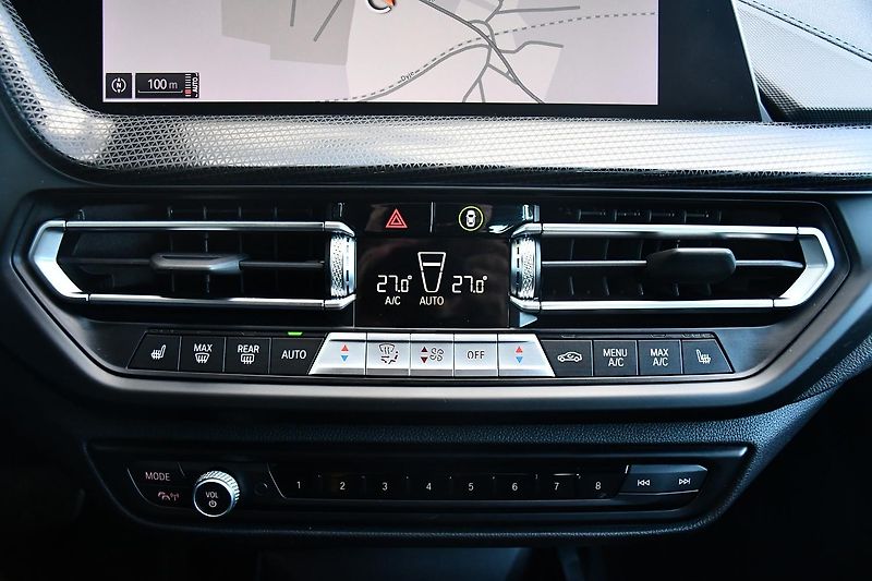 BMW Řada 2 218d M-SPORT 1M ČR - fotka 30 z 42