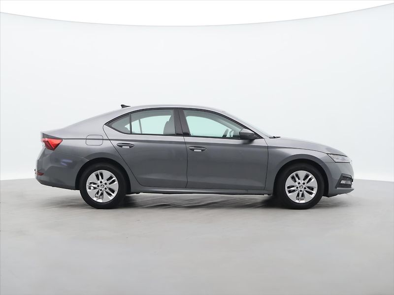 Škoda Octavia 2,0 TDI 85kW Ambition Tažné - fotka 8 z 24