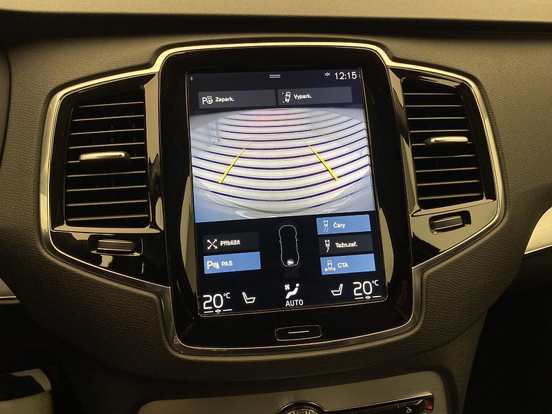 Volvo XC90 D5 AWD MOMENTUM AUT REZERVACE - fotka 45 z 46