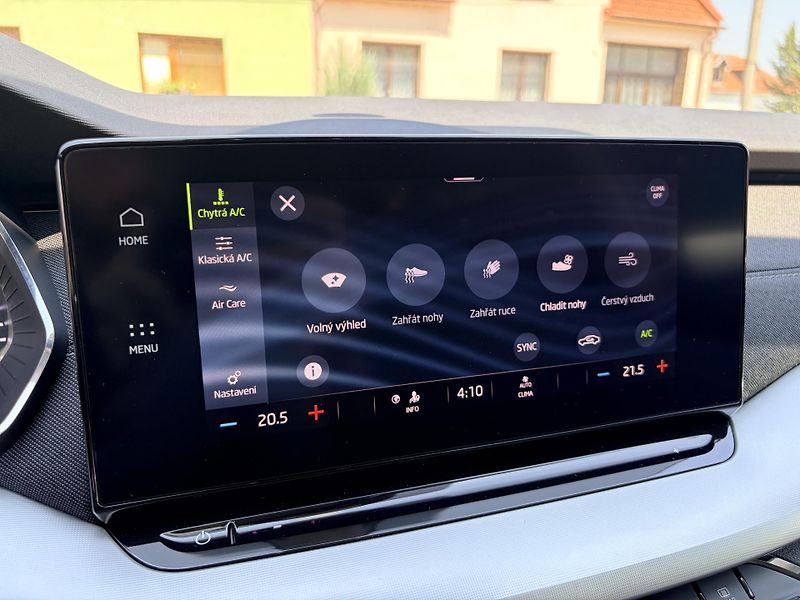Škoda Octavia 2.0TDI STYLE VIRTUAL REZERVACE - fotka 40 z 53