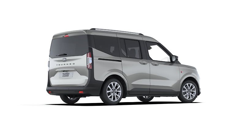 Ford Tourneo Courier (2026) Titanium, Tourneo, 1.0 EcoBoos - fotka 3 z 9