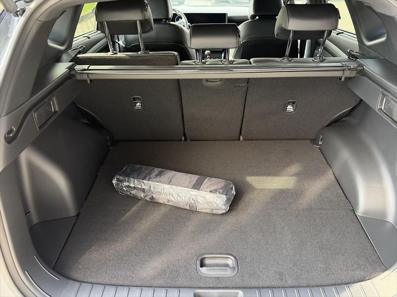 Hyundai Tucson (2026) 1,6 T-GDI 4x2 110 kW 6st. MT - fotka 12 z 12