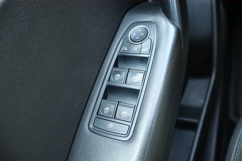 Renault Captur (2020) 1.0 TCe, LPG, Serv.kniha, Navi - fotka 19 z 25