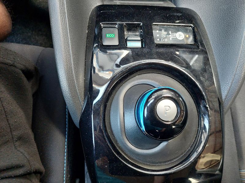 Nissan Leaf (2021) ZE1 N-Connecta  Option-DPH - fotka 20 z 47