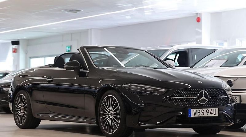 Mercedes-Benz CLE 300 4M AMG premium 360k HuD - fotka 5 z 22