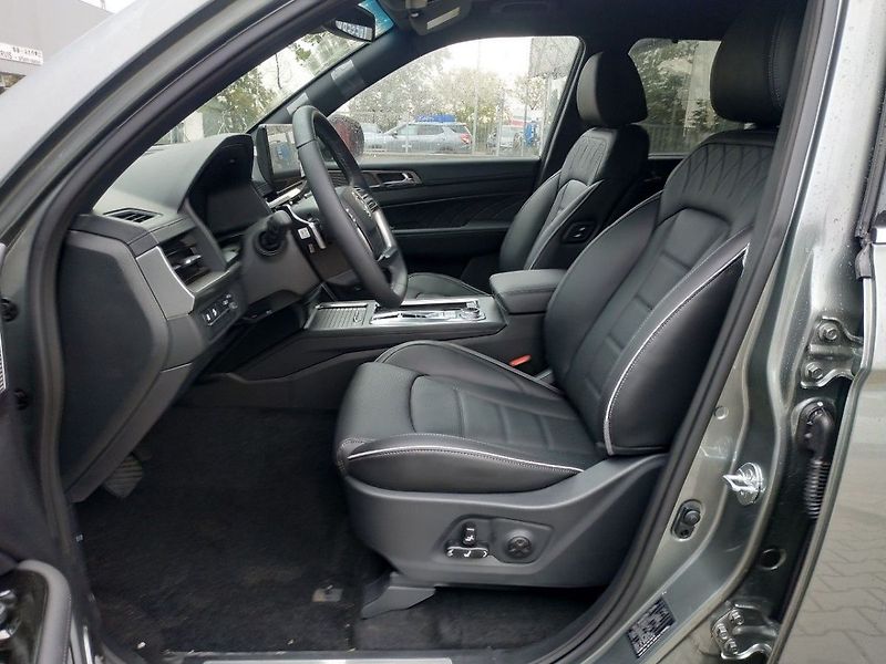 KGM Rexton 2.2 PREMIUM 4WD AT, SKLADEM - fotka 10 z 34