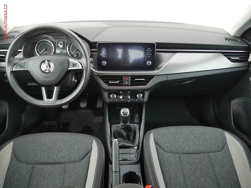 Škoda Scala (2020) 1.0TSi, ČR, Style, LED - fotka 8 z 16