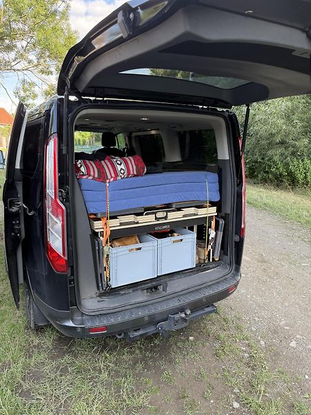 Ford Tourneo Custom (2023) V záruce - fotka 13 z 14