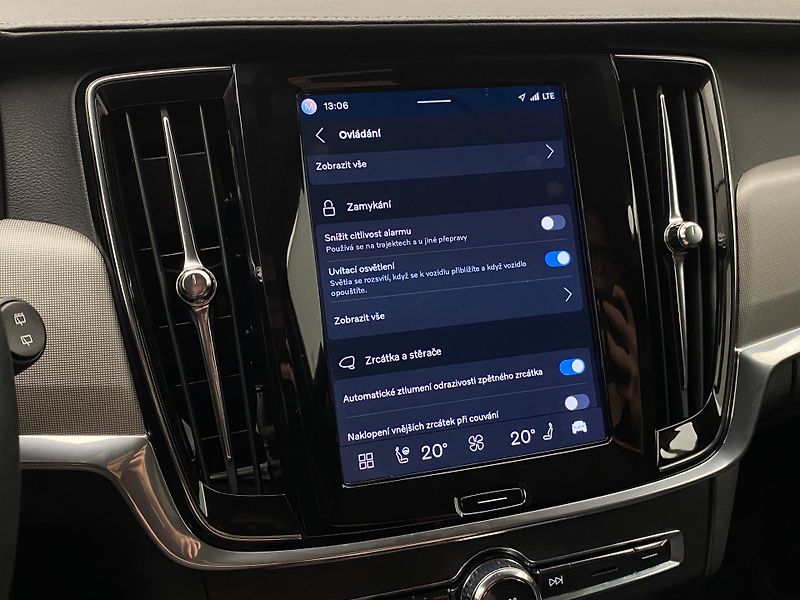 Volvo V90 T6 AWD RECHARGE BRIGHT PLUS - fotka 56 z 64