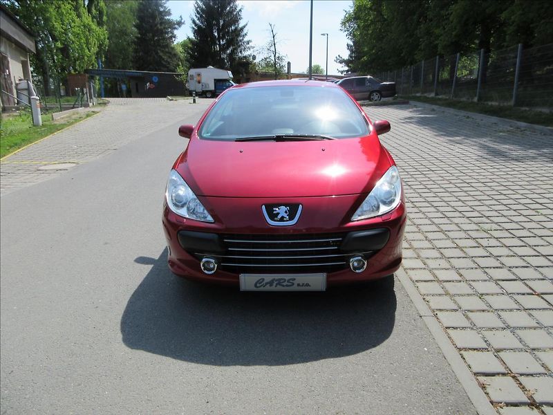 Peugeot 307 2,0 CC 2.0HDi 100Kw, JBL, Kůže - fotka 4 z 37