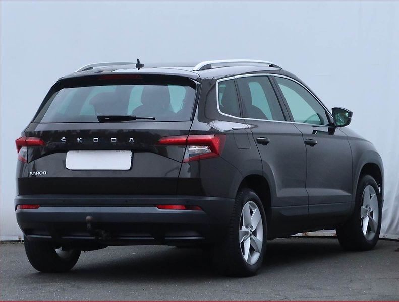 Škoda Karoq (2019) Style 1.6 TDI, Navi, Tempomat - fotka 5 z 22