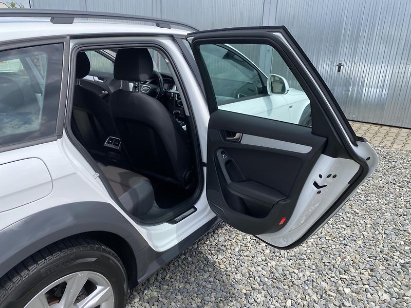 Audi A4 Allroad 2.0TDi 190PS 4x4 AUT SERVIS 1A - fotka 112 z 151